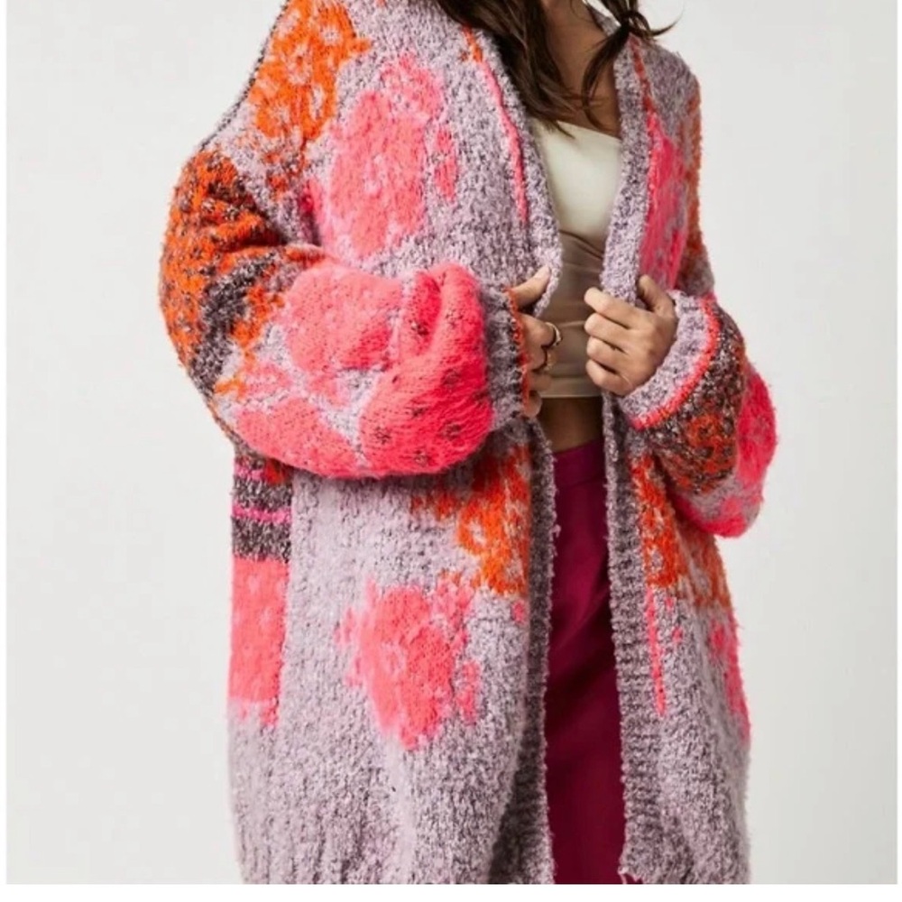 Free people gather me close cardi in passion flower combo/pink rose